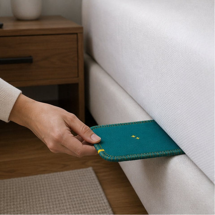 Place CaptureCard under mattress edge